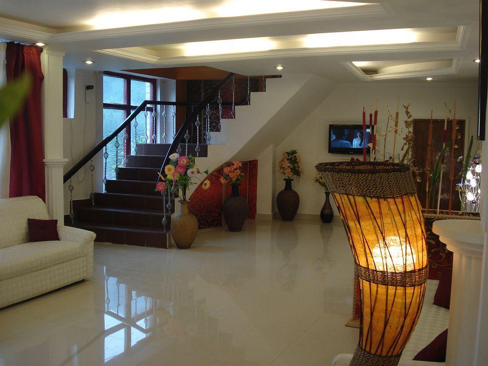 Hotel Vintage Manāli Extérieur photo