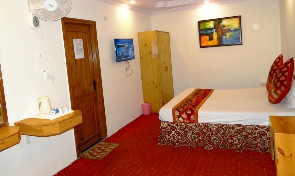 Hotel Vintage Manāli Extérieur photo
